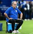 Photo by JUAN MABROMATA/AFP via Getty Images - Legenda: Marcelo Bielsa é o técnico da Seleção do Uruguai  Foto: Jogada10