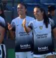  Foto: Reprodução Youtube - Legenda: Jogadoras do Corinthians celebram. Time treiunfa sobre o Olimia e esta na semifinal da >Ibertadores / Jogada10