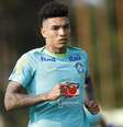 Ao lado de Luiz Henrique, também do Botafogo, centroavante agradece companheiros pela boa fase –  Foto: Reprodução /YouTube CBF / Jogada10