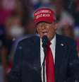 Trump realizou um comício em Coachella, na Califórnia, neste sábado  Foto: EPA / BBC News Brasil