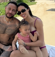 Registro feito por Neymar com Bruna Biancardi e Mavie –  Foto: Reprodução/Instagram / Jogada10