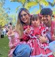 Virginia e Zé Felipe com Maria Alice, filha mais velha do casal  Foto: Reprodução/Instagram/@virginia
