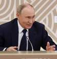 Putin disse que tem boa relação com Lula e que poderia contornar determinação do TPI com um acordo bilateral  Foto: DW / Deutsche Welle