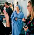 Elisabeth Finch no set de "Grey's Anatomy"  Foto: Divulgação / Divulgação