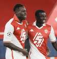 Zakaria foi bem no meio de campo do Monaco –  Foto: Divulgação / Monaco / Jogada10