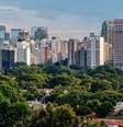 Ricardo Nunes (MDB) tem repetido que sua gestão ampliou áreas verdes da capital de 48% para 54% do território  Foto: Getty Images / BBC News Brasil
