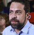 Guilherme Boulos diz que fala de Tarcísio é crime eleitoral"  Foto: depositphotos.com / thenews2.com / Perfil Brasil