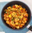 Frango com vegetais  Foto: siamionau pavel | Shutterstock / Portal EdiCase