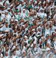 Torcida organizada em estádio (Photo by Alexandre Schneider/Getty Images)  Foto: Esporte News Mundo
