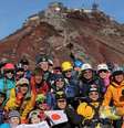 Monte Fuji, um dos cartões-postais mais conhecidos do Japão, atravessa o período mais longo sem neve em seu cume  Foto: DW / Deutsche Welle