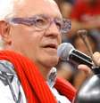 Quase ninguém lembra, mas há 34 anos, Ney Latorraca foi estrela de mistério bizarro (e +18!) em novela fracassada do SBT.  Foto: Divulgação, TV Globo / Purepeople