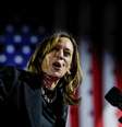 A candidata presidencial democrata, vice-presidente dos EUA, Kamala Harris, discursa durante um comício de campanha na Filadélfia, Pensilvânia, EUA, em 4 de novembro de 2024.   Foto: REUTERS/Evelyn Hockstein