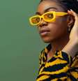 Veja como usar o animal print nos seus looks  Foto: Shutterstock / Alto Astral