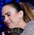 Tata Werneck e Débora Falabella se abraçam  Foto: Reprodução | Multishow