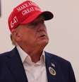 Donald Trump conversou com a imprensa após votar em Palm Beach  Foto: REUTERS