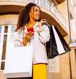 É importante redobrar os cuidados com as compras online durante a Black Friday  Foto: maxbelchenko | Shutterstock / Portal EdiCase
