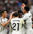 Real Madrid comemorando a vitória sobre o Osassuna.   Foto: Denis Doyle/Getty Images / Esporte News Mundo