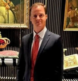 Rafael de Orleans e Bragança, de 38 anos, é o próximo na linha de sucessão da família imperial brasileira.  Foto: Reprodução/Instagram @dom_rafaelofbraganca