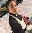 Engenheira Hannah Chea, de 24 anos, viralizou ao mostrar nova rotina como descascadora de ostras.  Foto: Reprodução/Instagram @xirimpi