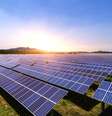 Painéis de energia fotovoltaica  Foto: Getty Images/yangna