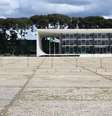 Praça dos Três Poderes, em Brasília  Foto: Agência Brasil / BBC News Brasil