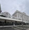 Copacabana Palace está com grades no entorno do prédio  Foto: Catarina Carvalho/Redação Terra