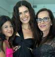 Mariana Aydar entre a filha, Brisa, e a mãe, Bia: "Agradeço a Deus, agradeço ao forró; o forró nos deu muitos presentes", disse a cantora premiada no Grammy Latino  Foto: Reprodução