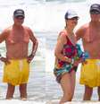 Rei Carlos e Rainha Silvia curtem praia no Brasil  Foto: Dilson Silva | AGNEWS