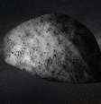 Asteroide Apophis deve passar a 32 mil quilômetros de distância da superfície da Terra em 2029. Asteroide tem potencial devastador pelo seu tamanho, de 375 metros de diâmetro, mas possibilidade de colisão foi descartada.  Foto: Divulgação/European Space Agency (ESA) / Estadão