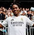  Foto: Divulgação/Real Madrid - Legenda: Ascensão meteórica e destaque de Endrick foram motivo e inspiração para pais no Brasil / Jogada10