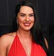 Graciele Lacerda, grávida da primeira filha, e Wanessa Camargo combinaram all red na última noite do Cruzeiro do Zezé em 18 de novembro de 2024.  Foto: Brazil News / Purepeople