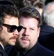  Harry Styles e o ator e comediante James Corden partem após o funeral do ex-vocalista do One Direction, Liam Payne, na Igreja de Santa Maria em Amersham, perto de Londres, Grã-Bretanha, em 20 de novembro de 2024  Foto: Toby Melville