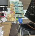 Na residência de um dos suspeitos foi apreendido o valor de R$ 1 milhão  Foto: Divulgação/Polícia Civil DF