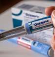 Apesar de ser um medicamento recente, estudos mostram que a suspensão d uso de Ozempic resulta no ganho do peso perdido anteriormente  Foto: depositphotos.com / marcbruxelle / Perfil Brasil