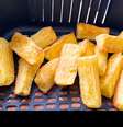 MANDIOCA/MACAXEIRA/AIPIM NA AIRFRYER  Foto: Bake and Cake Gourmet