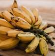 Você sabia que há três alimentos que não são aconselhados a serem misturados com a banana? Descubra quais são eles  Foto: Pexels/Luis Quintero / Bons Fluidos
