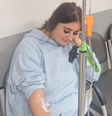 Paige Roberts passou horas no hospital, em meio a exames da sua função renal e hepática.  Foto: Paige Roberts / BBC News Brasil