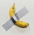 Sun comeu a banana, transformando seu gesto em parte da obra e reforçando a questão central de Cattelan: o que define o valor da arte?  Foto: Reprodução / Perfil Brasil