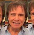 Aos 83 anos, Roberto Carlos está em ótima forma física e com o rosto remoçado  Foto: Reprodução