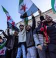 Civis comemoram fim do regime de Bashar Al-Assad  Foto: Reuters
