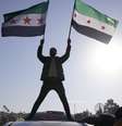 Civis comemoram fim do regime de Bashar Al-Assad  Foto: Reuters