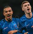  Foto: Divulgação - Legenda: Palmer (D) comemora gol marcado na vitória sobre o Tottenham / Jogada10