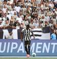  Foto: Vitor Silva/Botafogo - Legenda: Luiz Henrique termina o Brasileirão com sete gols e três assistências / Jogada10