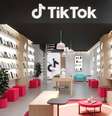 O TikTok criou a Livraria dos Livros Mais Assistidos, estande que distribuirá 100 mil livros gratuitamente em São Paulo.  Foto: TikTok/ Divulgação / Estadão