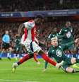  Foto: Justin Setterfield/Getty Images - Legenda: Arsenal vence o Monaco com brilho de Saka / Jogada10