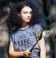 Foto meramente ilustrativa de mulher fazendo selfie  Foto: Surprising_SnapShots/Pixabay