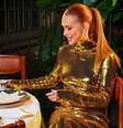 Marina Ruy Barbosa com seu vestido dourado  Foto: Andy Santana/Brazil News / Manequim