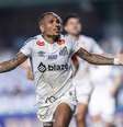  Foto: Divulgação/Santos - Legenda: Otero em campo pelo Santos na Segunda Divisão / Jogada10