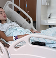 Ex-BBB enfrenta 3ª cirurgia em dois meses após diagnóstico de osteomielite  Foto: Reprodução/le_santiago/Instagram