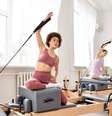 A prática do pilates promove o bem-estar físico e mental  Foto: LightField Studios | Shutterstock / Portal EdiCase